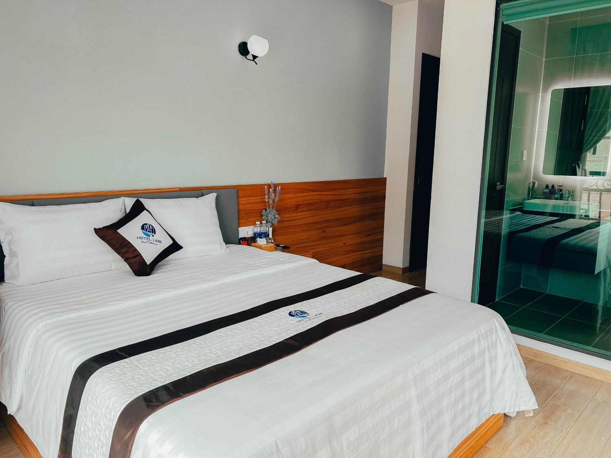 Labe Hotel Дуонг-Донг Экстерьер фото