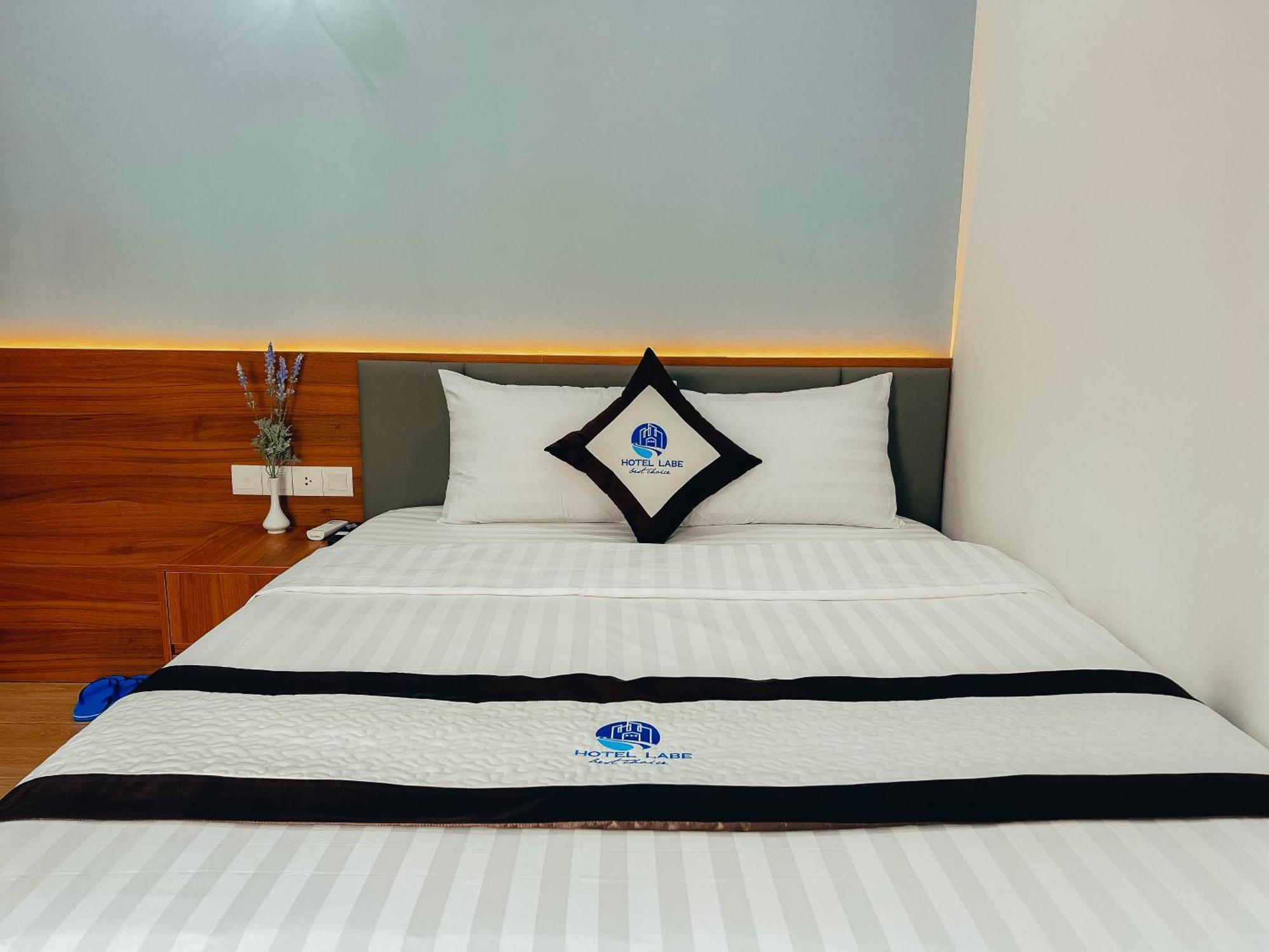 Labe Hotel Дуонг-Донг Экстерьер фото